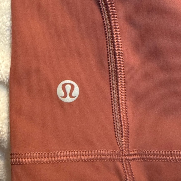 Lululemon Quick Feet 19” Crop Leggings Size 4 - Picture 9 of 10